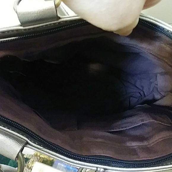 Silver lather bag in good Condition like New . - Picture 8 of 8